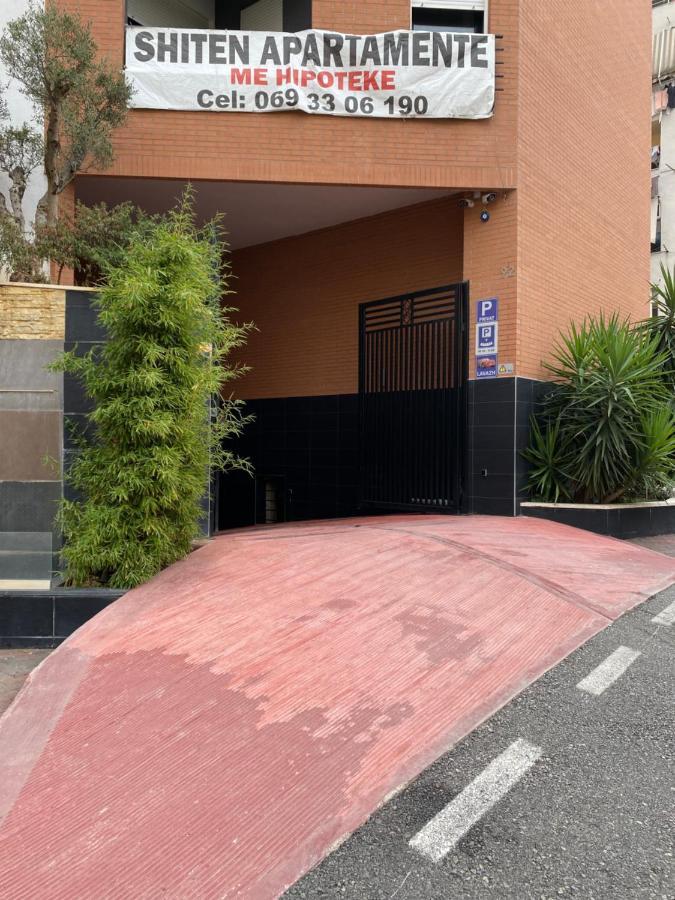 Nemis Apartments In The Centre Of Tirana Four Free Parking Exterior foto