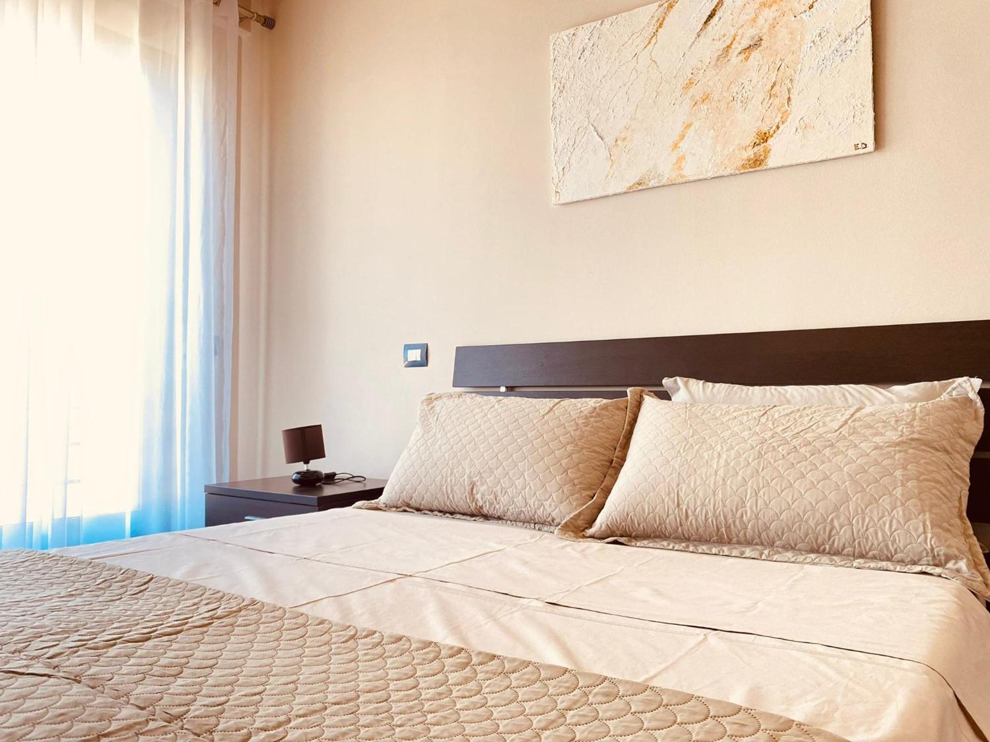 Nemis Apartments In The Centre Of Tirana Four Free Parking Exterior foto