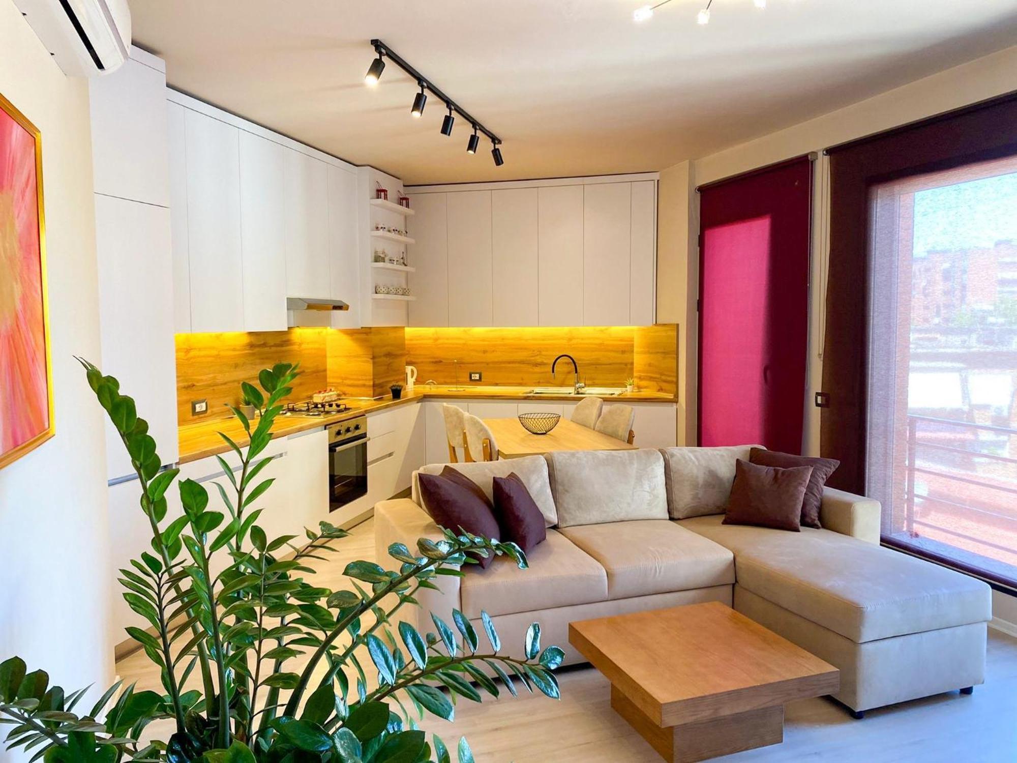 Nemis Apartments In The Centre Of Tirana Four Free Parking Exterior foto